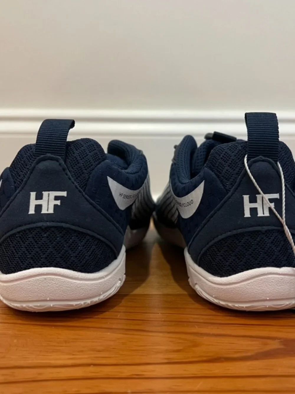 Lightweight Navy Blue Training Sneakers